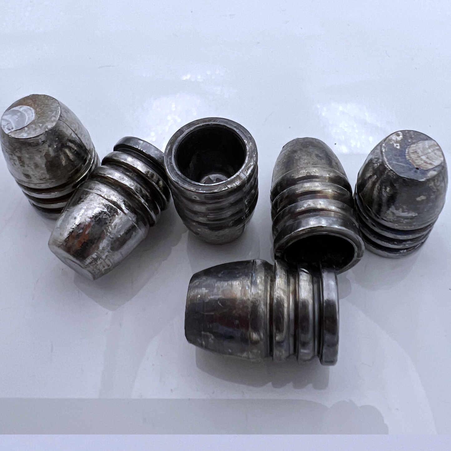 Cal.549 | Mini fond plat