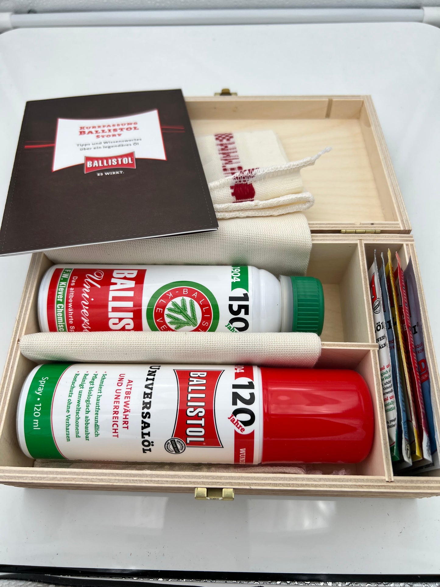 Ballistol Universalöl Jubiläums-Holzbox