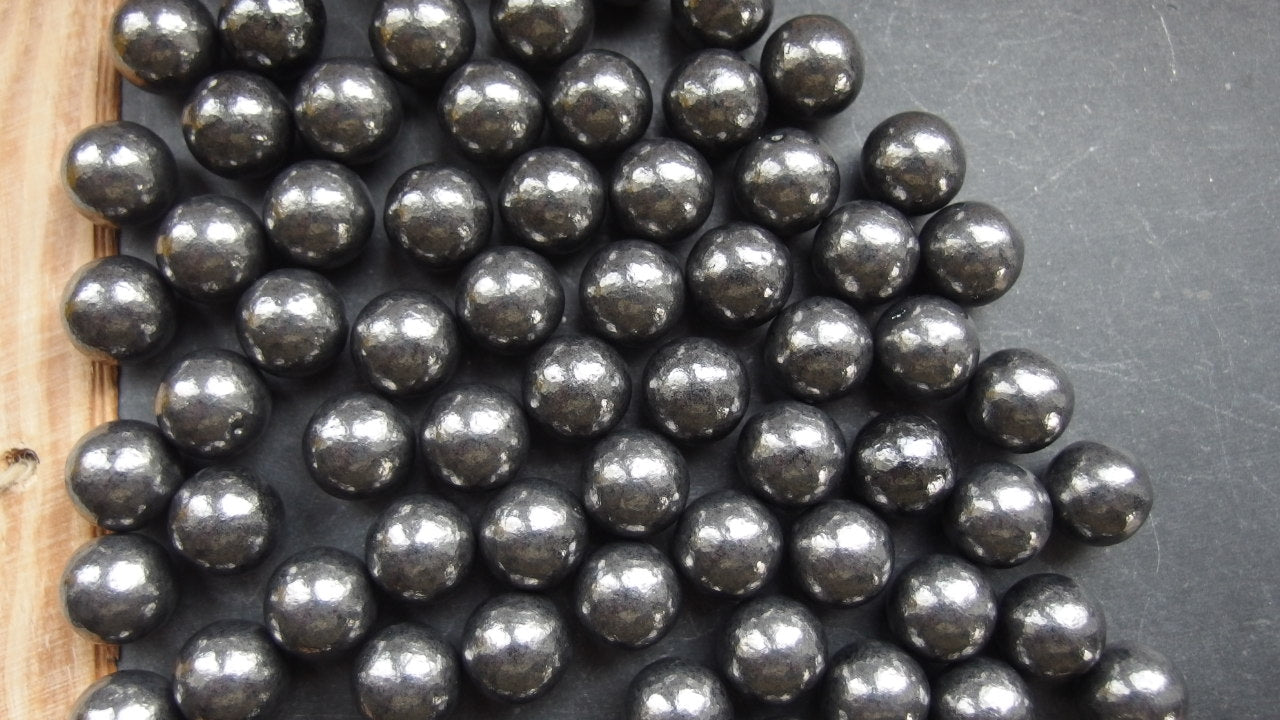 Cal.531 | Boule de plomb roulée