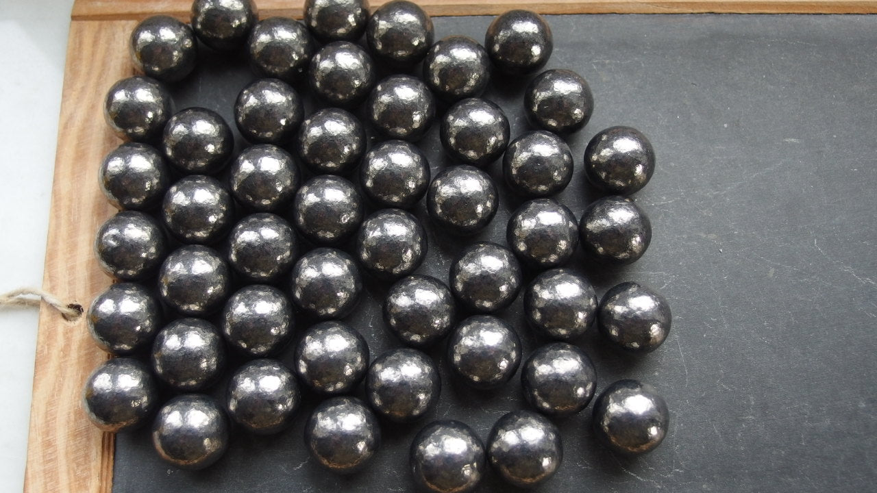 Cal. .677 | Rolled lead ball for musket