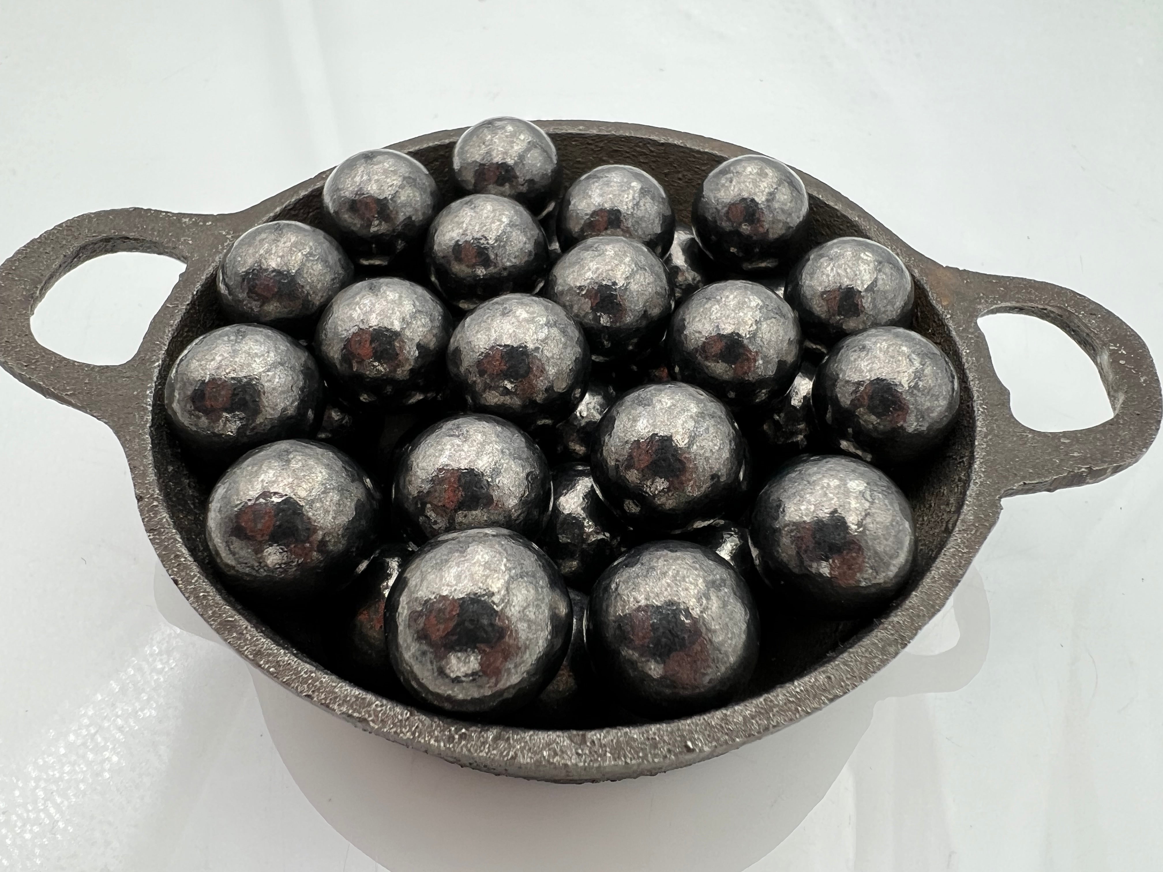 Kal. .535 | Bleikugel gerollt