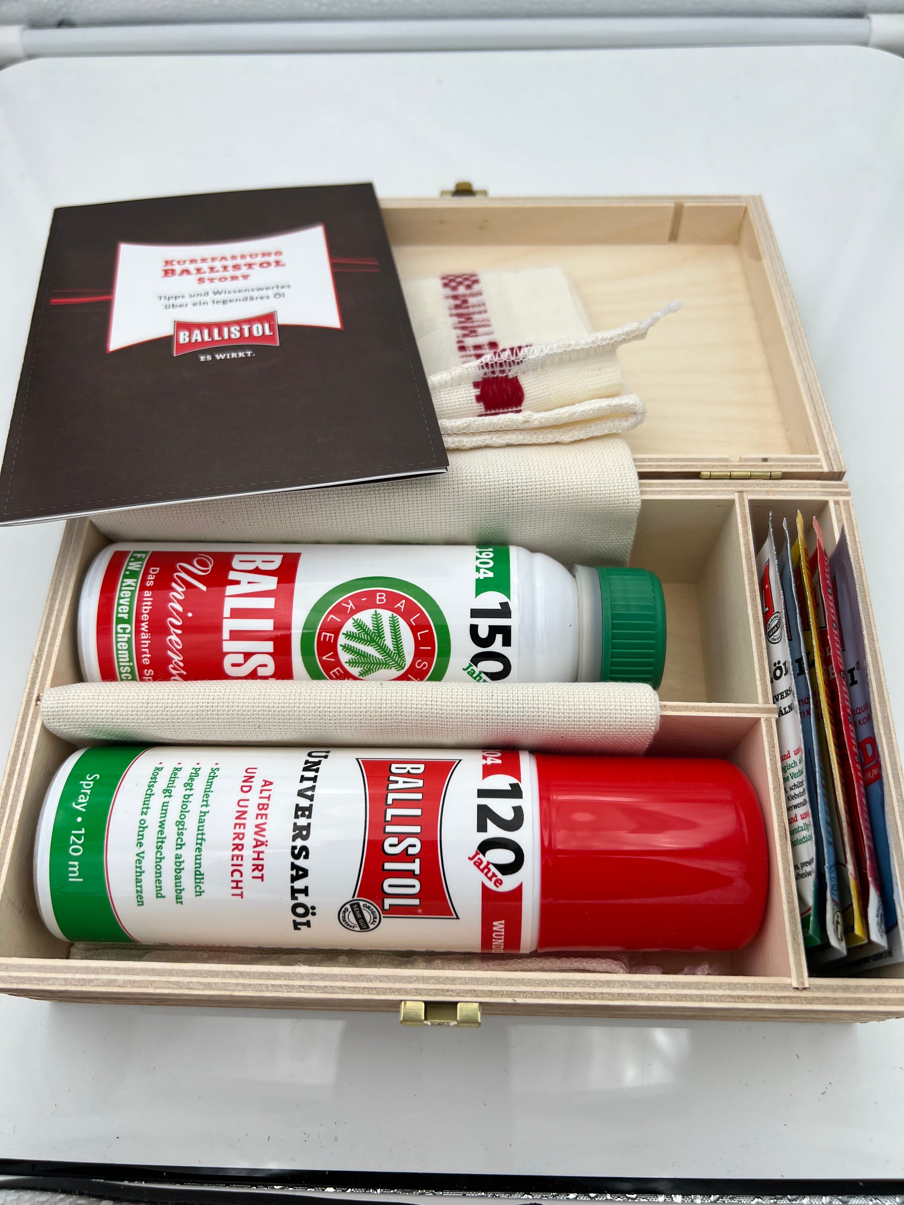 Ballistol Universalöl Jubiläums-Holzbox