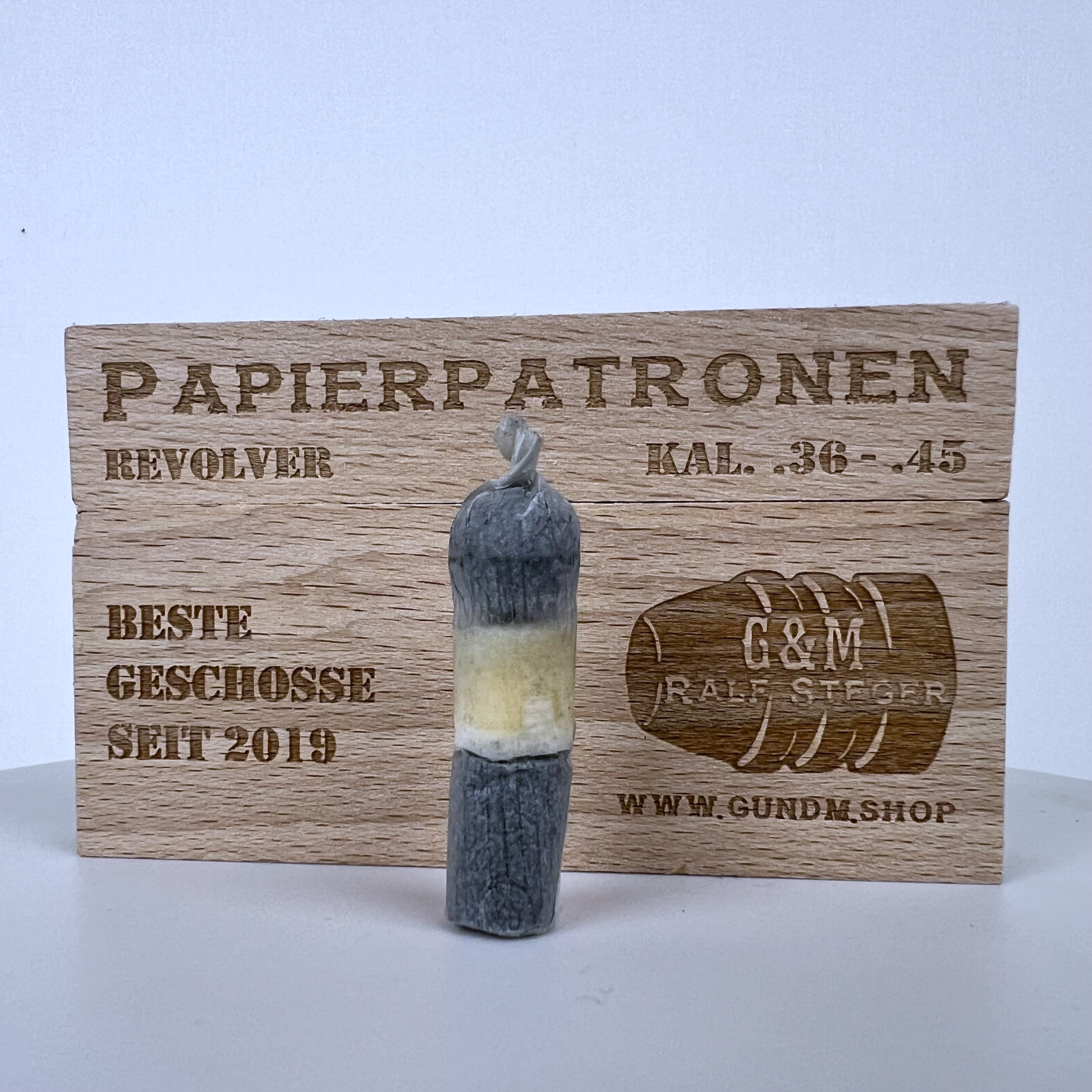 Papierpatronen-Box Kal. 36 - .45 | Massivholz