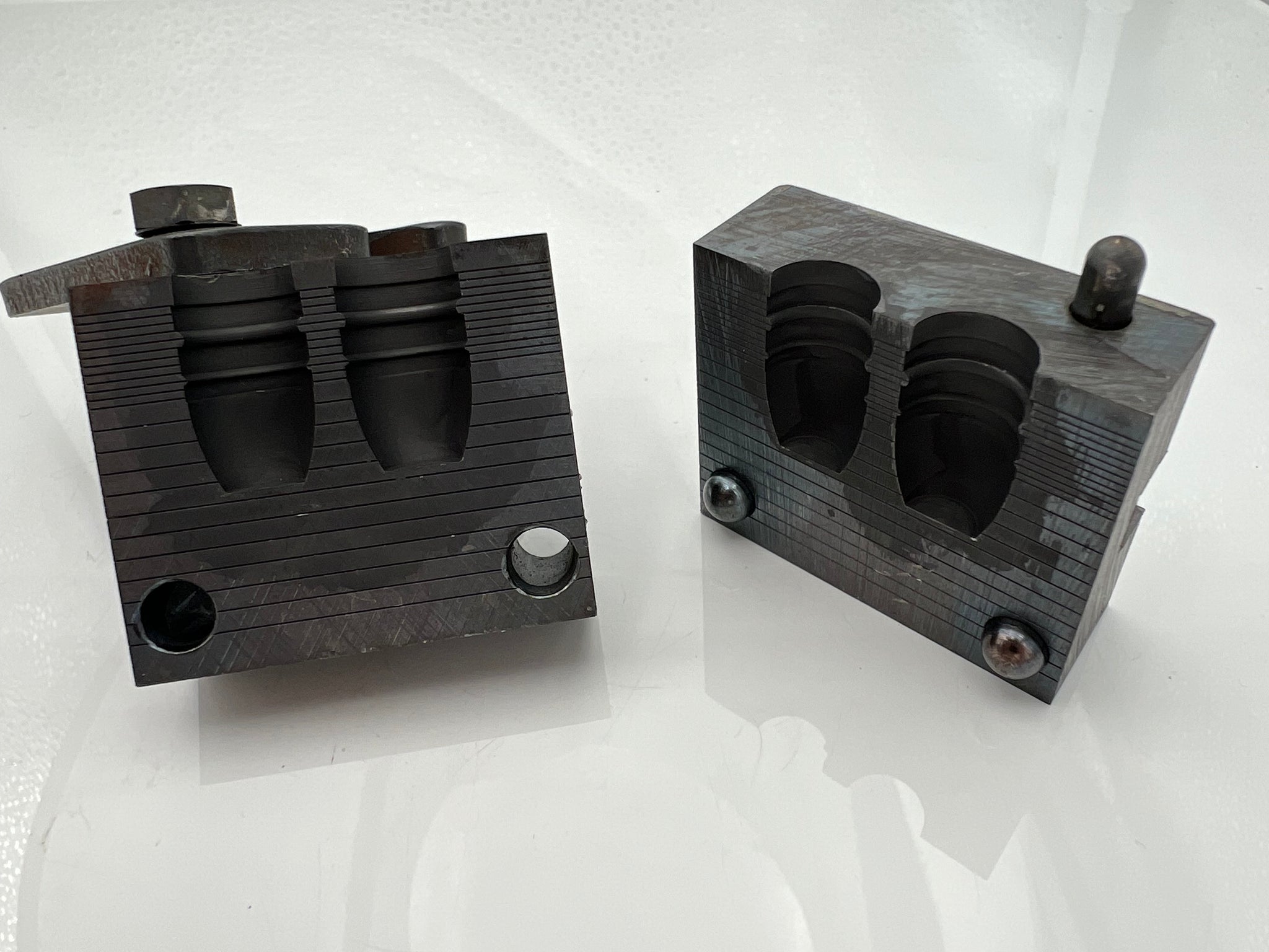 Gießkokille Langgeschoss .45  Gas-Check / 11,65 mm x 10,83 mm x 21,00 mm